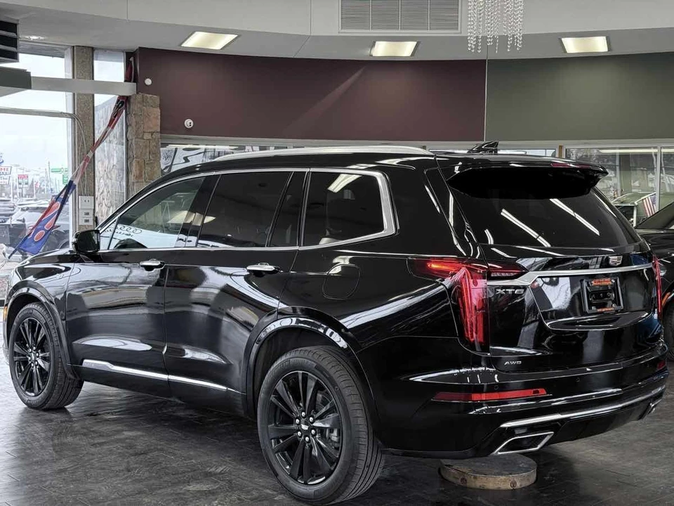 2023 Cadillac XT6 - Image 12 of 12