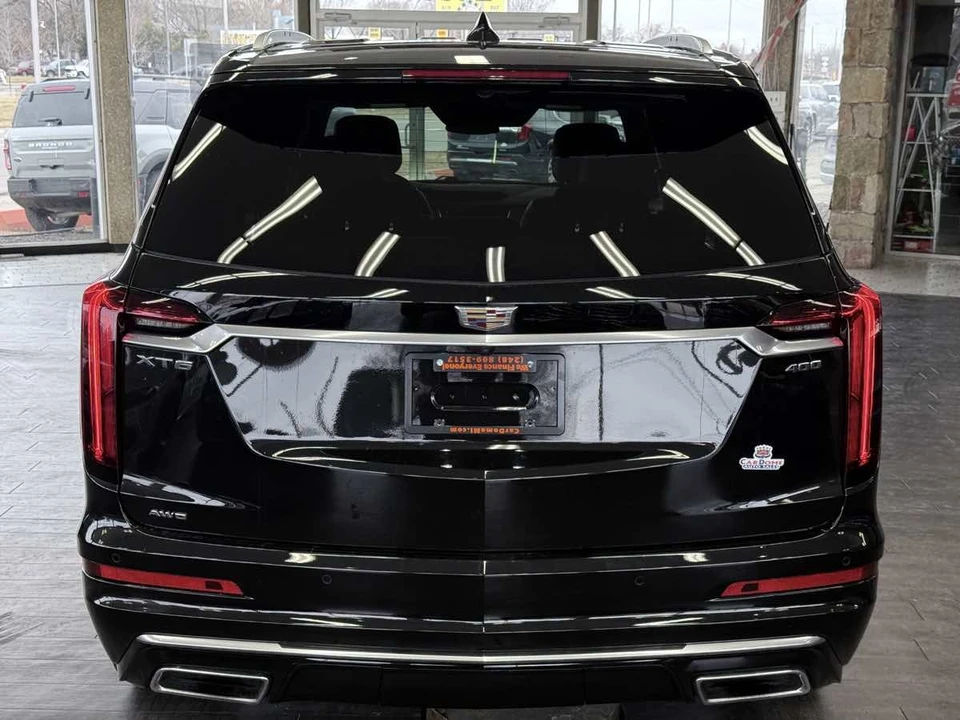 2023 Cadillac XT6 - Image 13 of 21