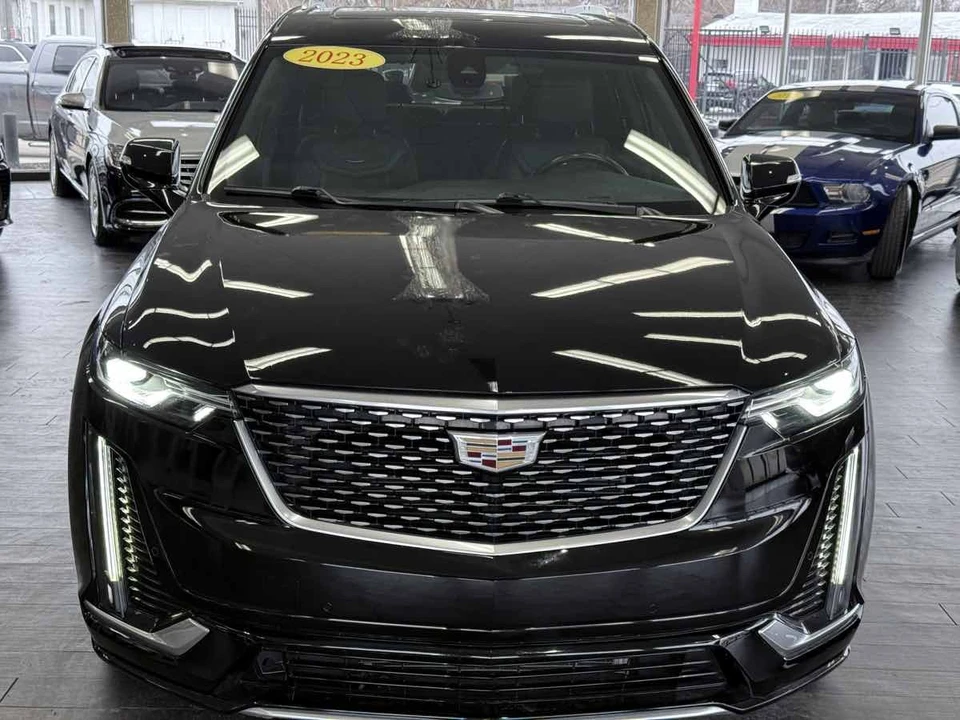 2023 Cadillac XT6 - Image 3 of 21