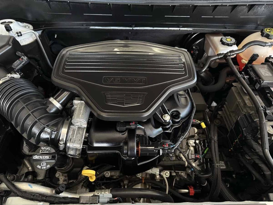 2023 Cadillac XT6 - Image 24 of 31