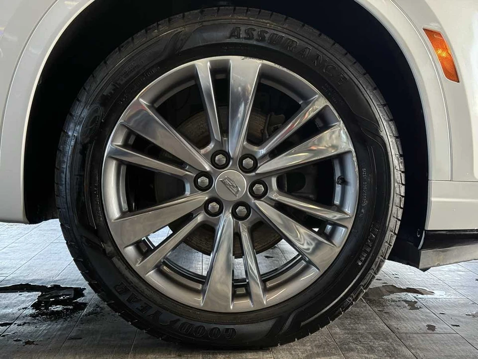 2023 Cadillac XT6 - Image 29 of 31