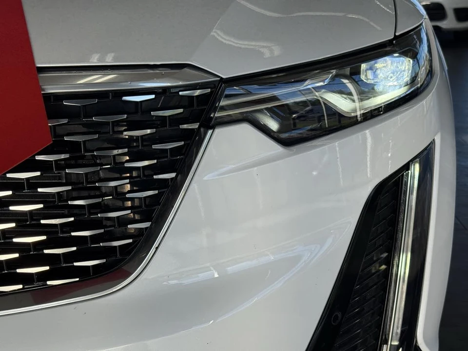 2023 Cadillac XT6 - Image 21 of 31