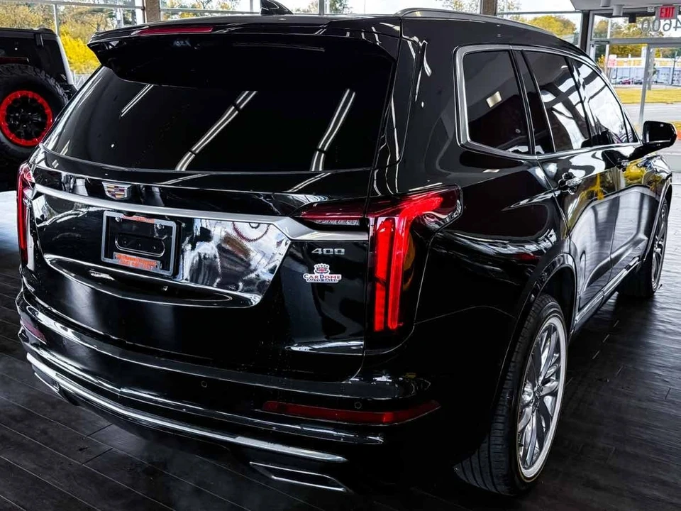 2023 Cadillac XT6 - Image 14 of 21