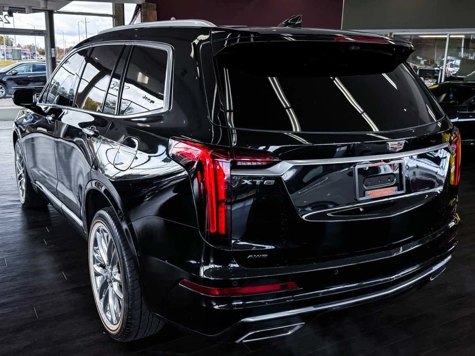 2023 Cadillac XT6 - Image 11 of 21