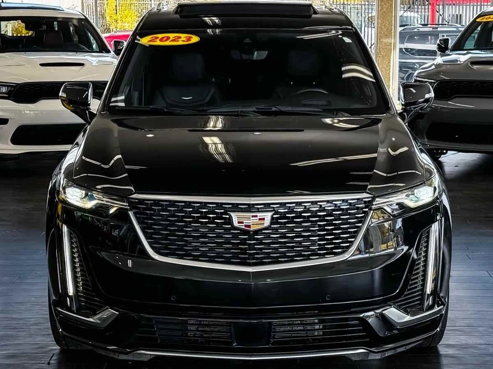 2023 Cadillac XT6 - Image 3 of 21