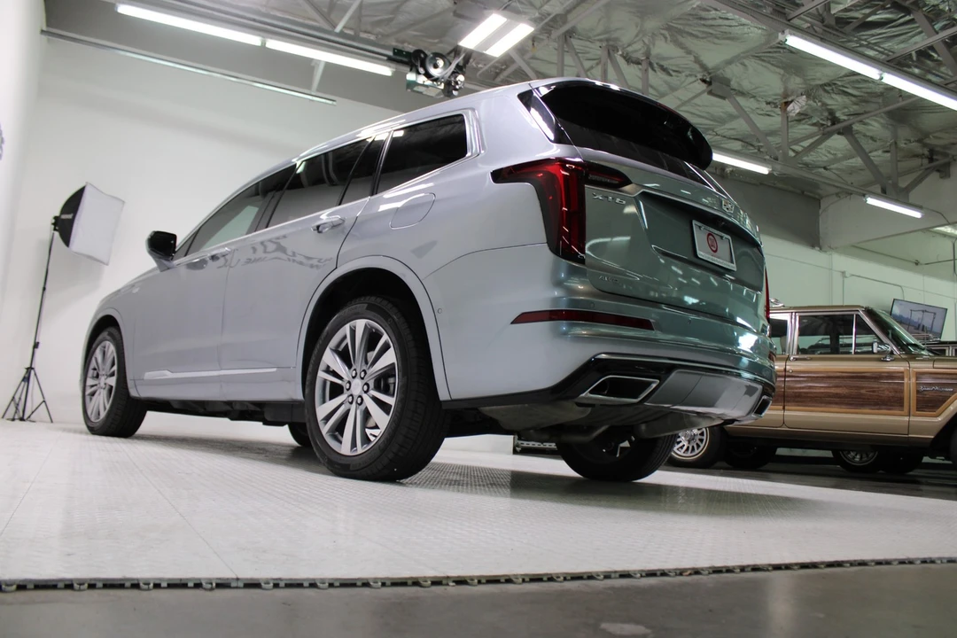 2023 Cadillac XT6 - Image 14 of 31