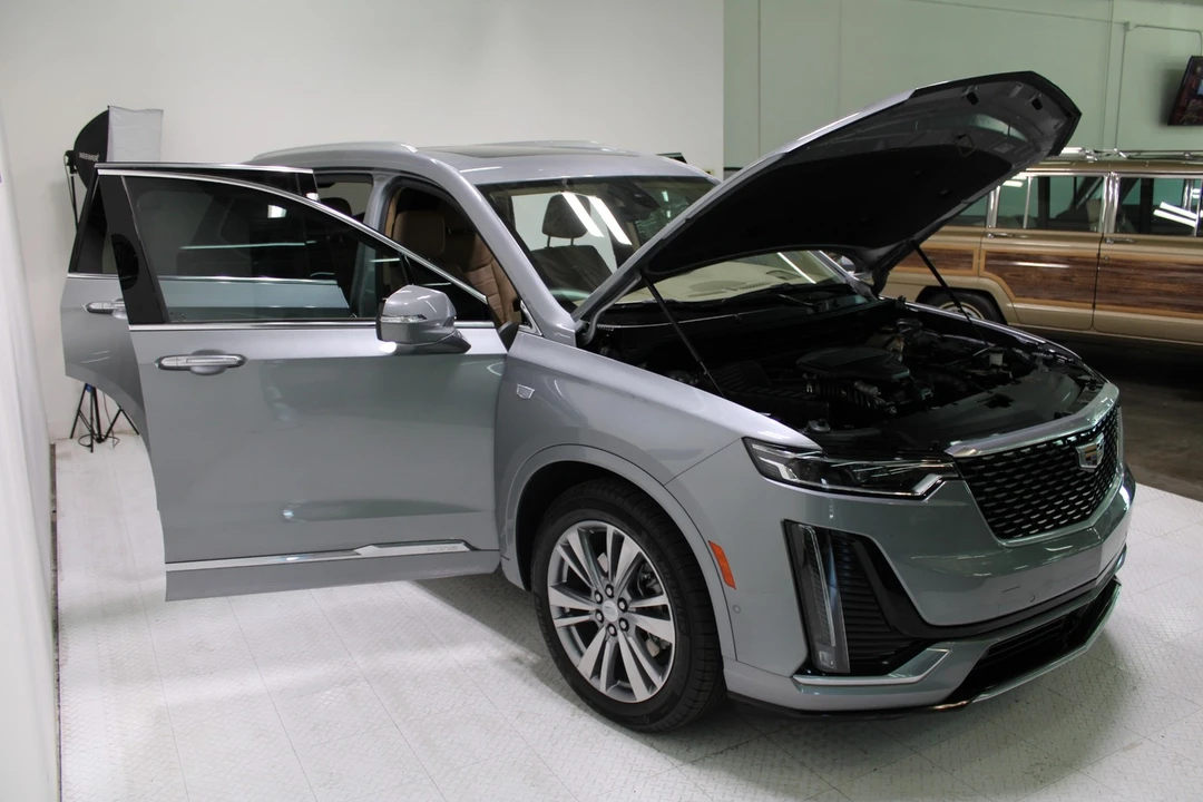 2023 Cadillac XT6 - Image 30 of 31