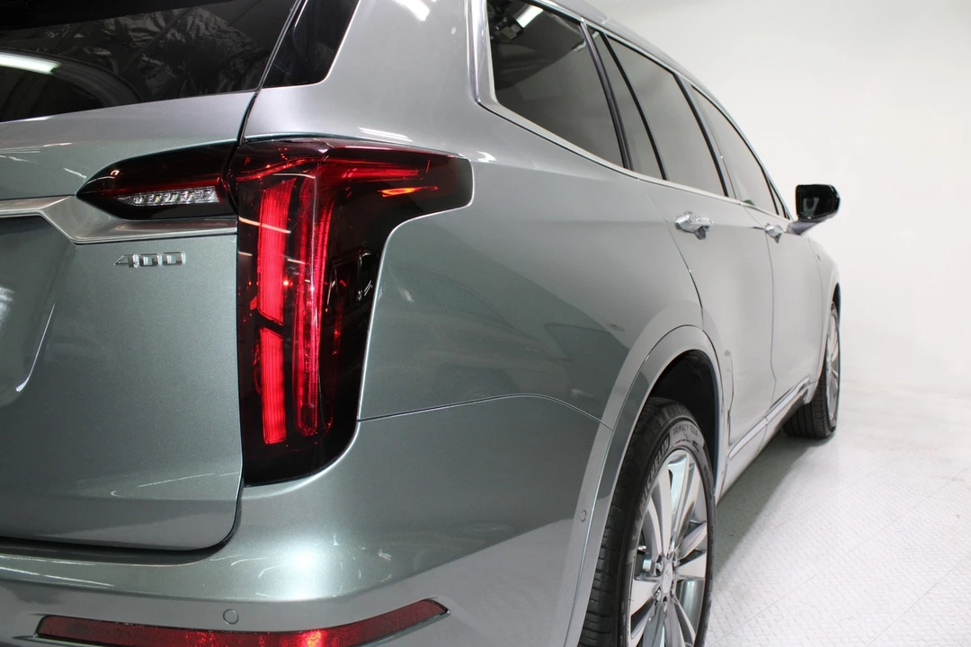 2023 Cadillac XT6 - Image 18 of 31