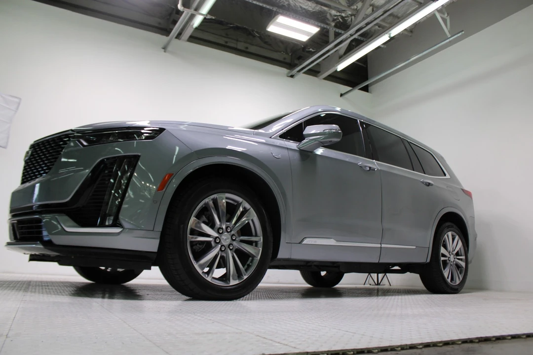 2023 Cadillac XT6 - Image 27 of 31