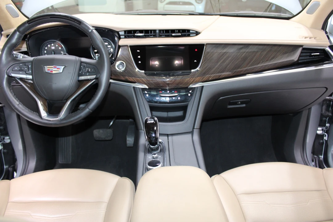 2023 Cadillac XT6 - Image 7 of 31