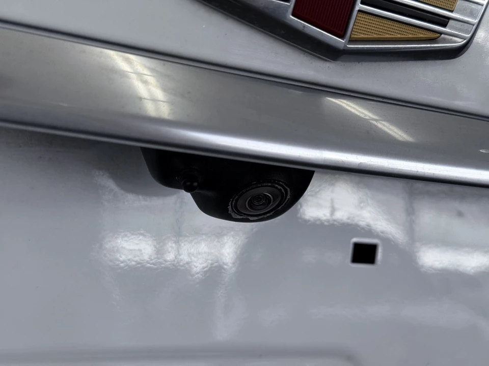 2023 Cadillac XT6 - Image 16 of 21