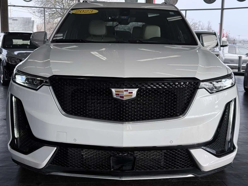 2023 Cadillac XT6 - Image 4 of 21