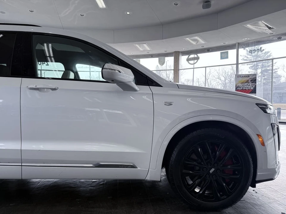 2023 Cadillac XT6 - Image 6 of 21