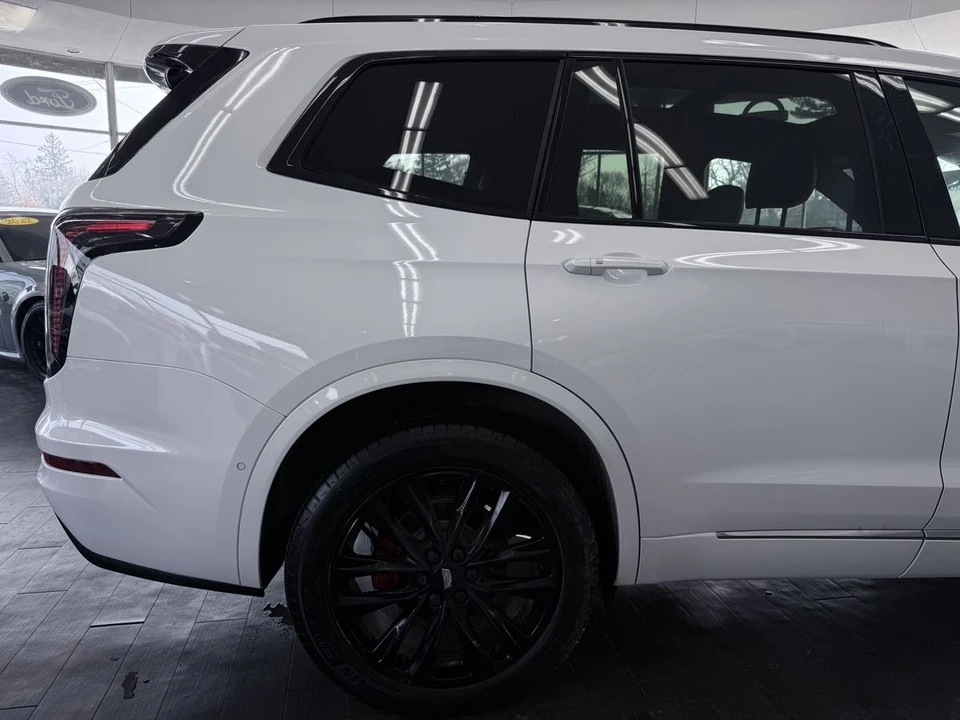 2023 Cadillac XT6 - Image 7 of 21
