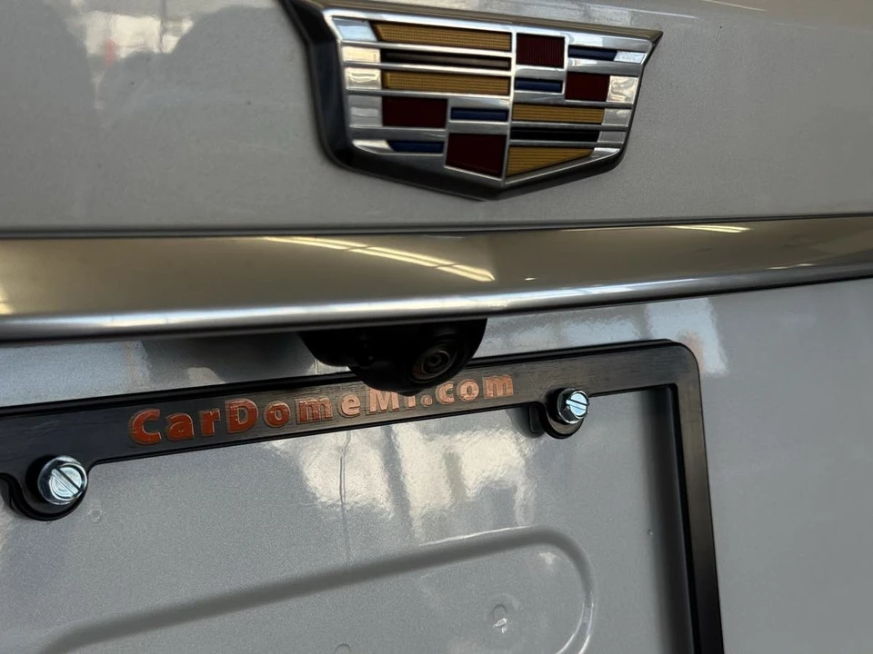 2023 Cadillac XT6 - Image 8 of 31