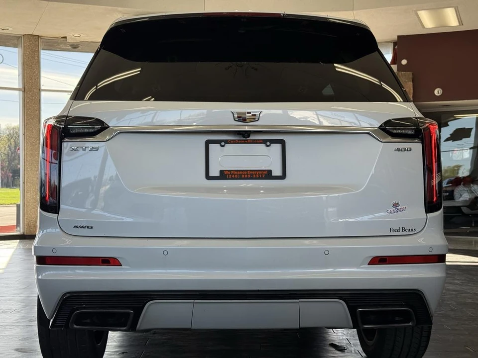 2023 Cadillac XT6 - Image 10 of 31