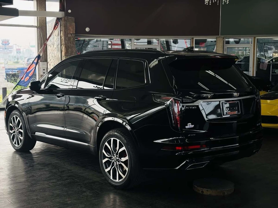 2023 Cadillac XT6 - Image 13 of 31
