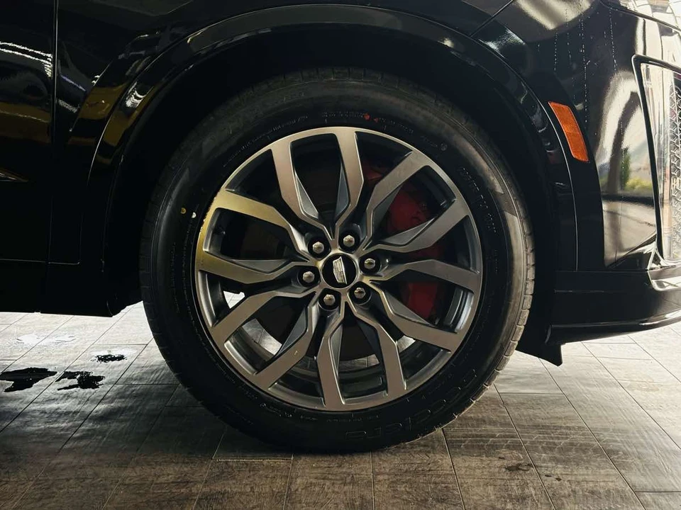 2023 Cadillac XT6 - Image 24 of 31