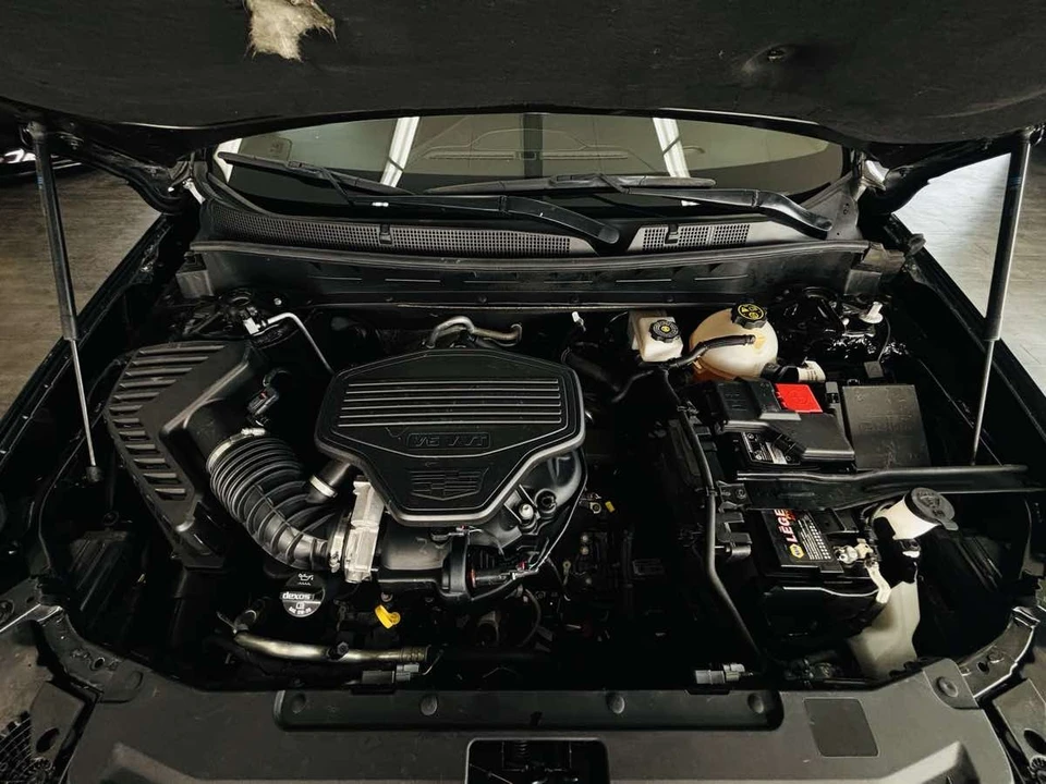 2023 Cadillac XT6 - Image 22 of 31