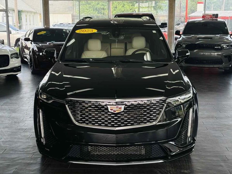 2023 Cadillac XT6 - Image 17 of 31