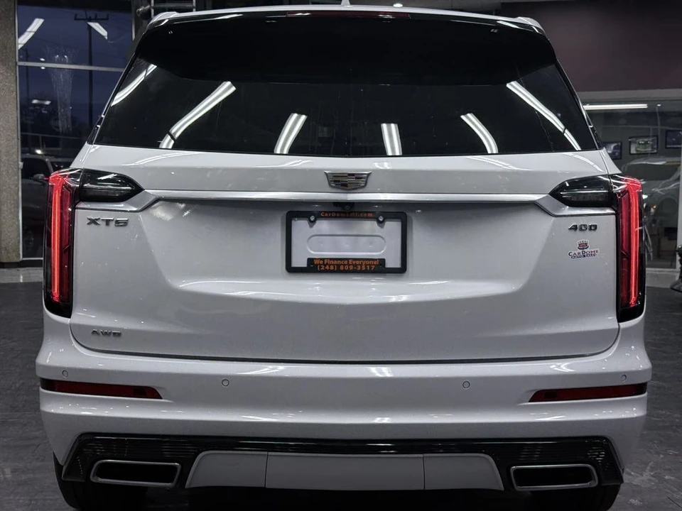 2023 Cadillac XT6 - Image 13 of 21