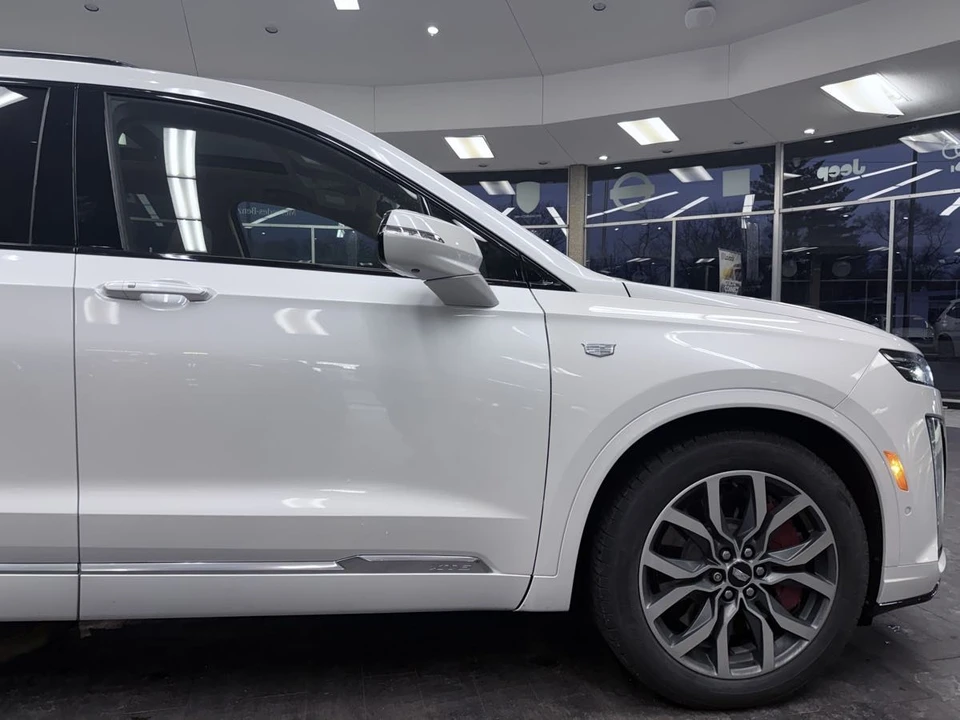 2023 Cadillac XT6 - Image 6 of 21