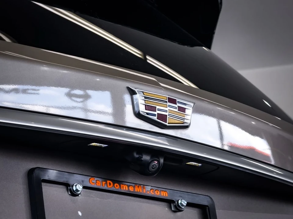 2023 Cadillac XT6 - Image 19 of 21