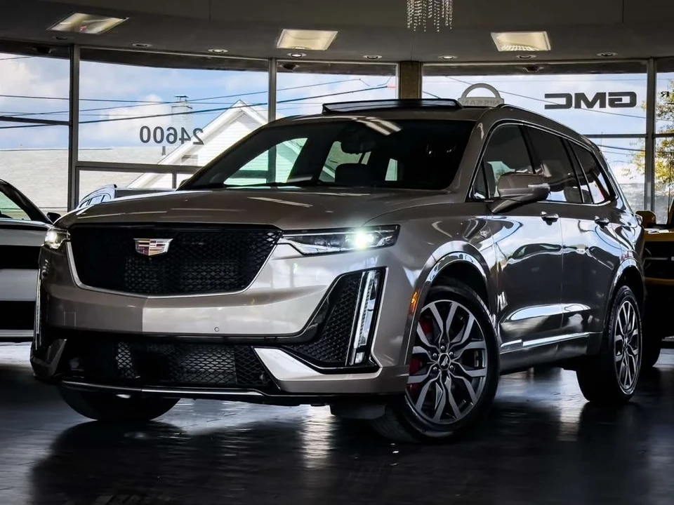 2023 Cadillac XT6 - Image 6 of 12