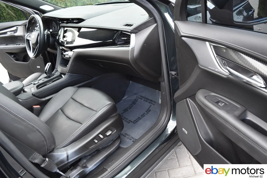 2023 Cadillac XT6 - Image 17 of 21