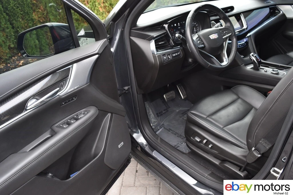 2023 Cadillac XT6 - Image 11 of 21