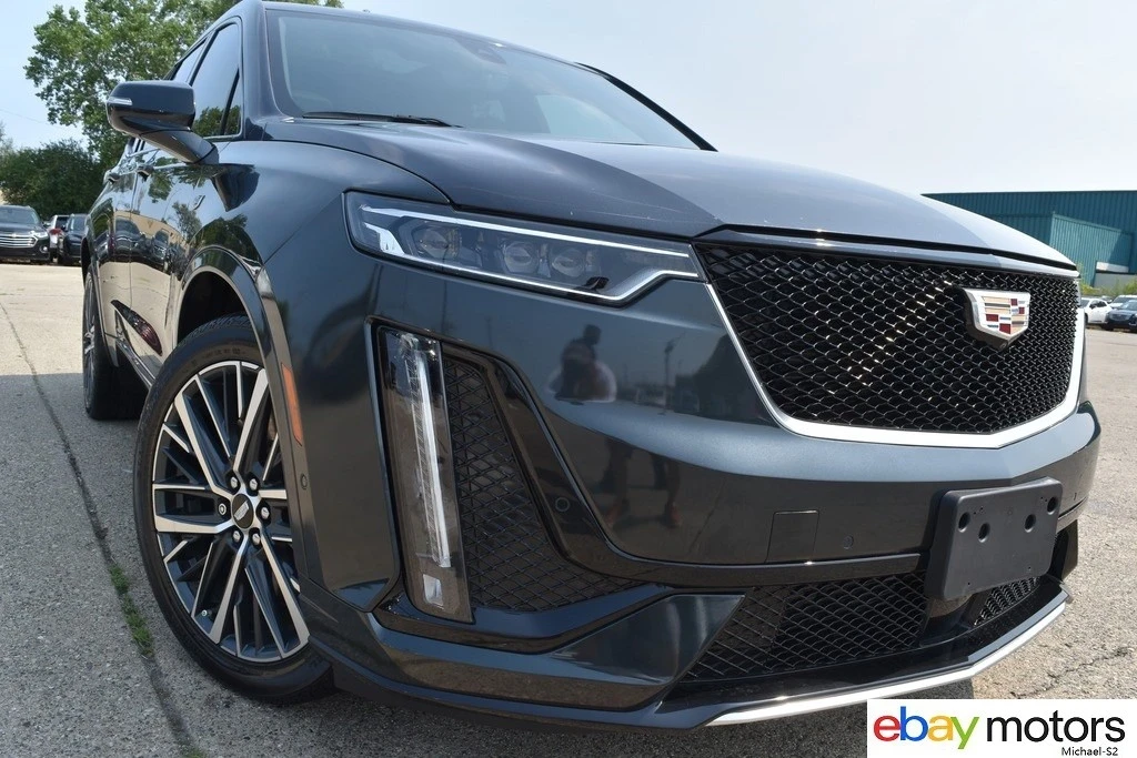 2023 Cadillac XT6 - Image 2 of 21