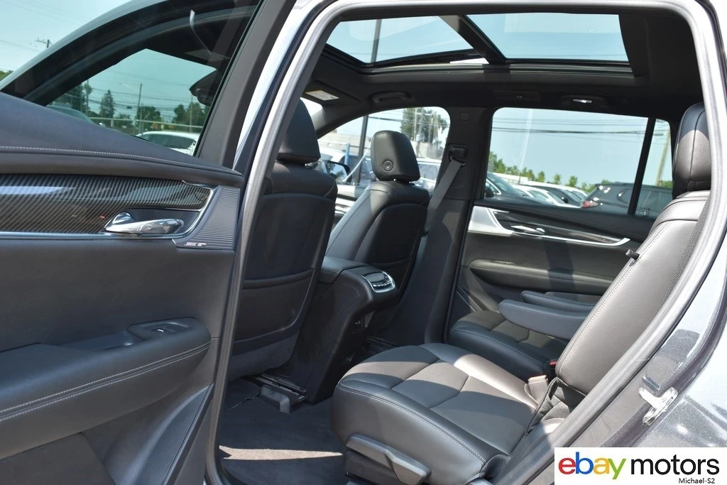 2023 Cadillac XT6 - Image 13 of 21
