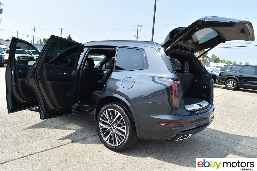 2023 Cadillac XT6 - Image 18 of 21