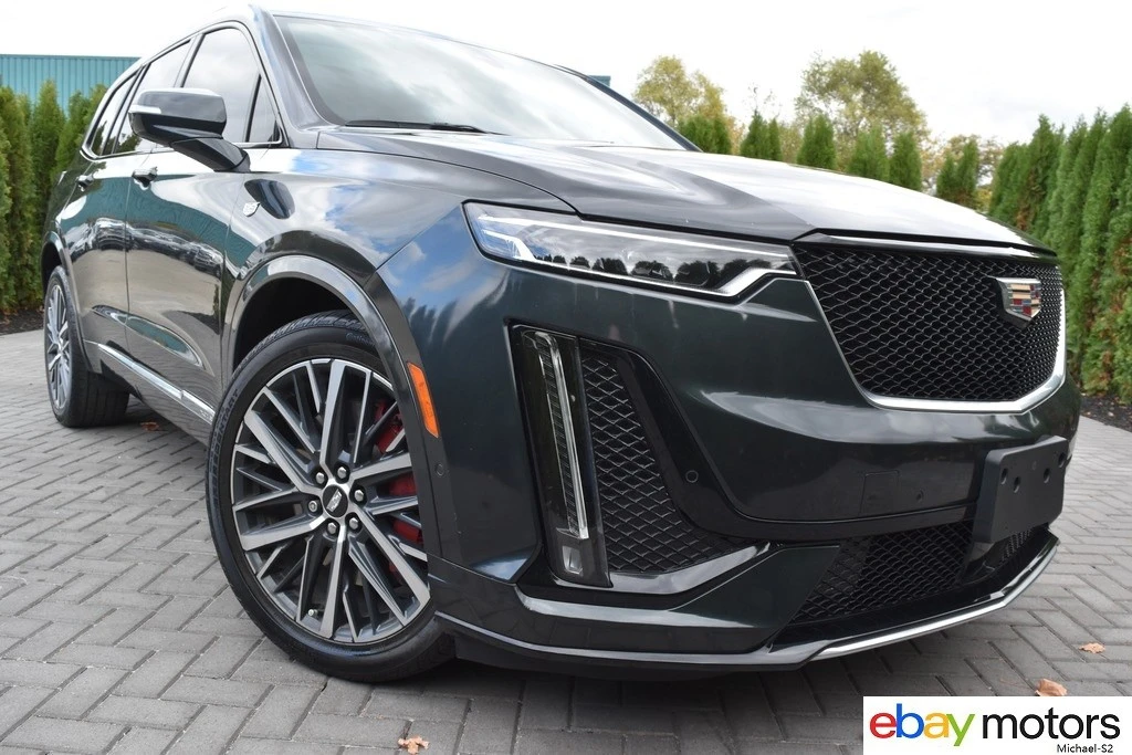 2023 Cadillac XT6 - Image 2 of 21