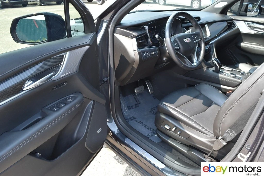 2023 Cadillac XT6 - Image 11 of 21