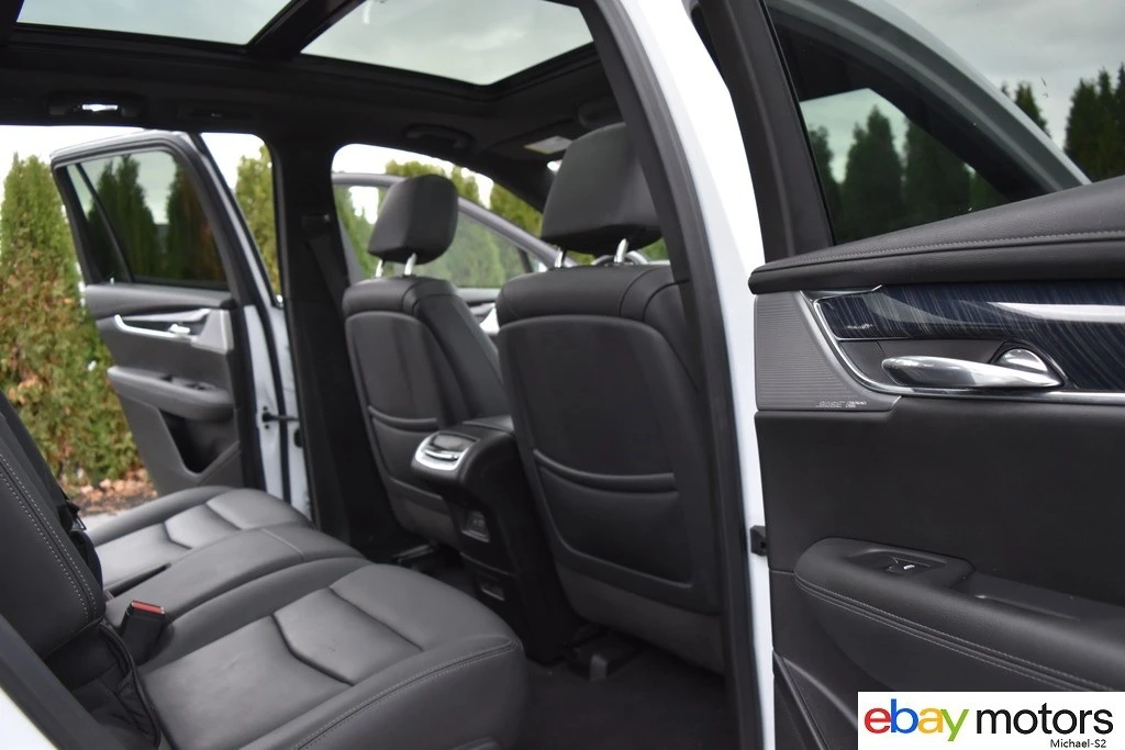 2023 Cadillac XT6 - Image 19 of 21