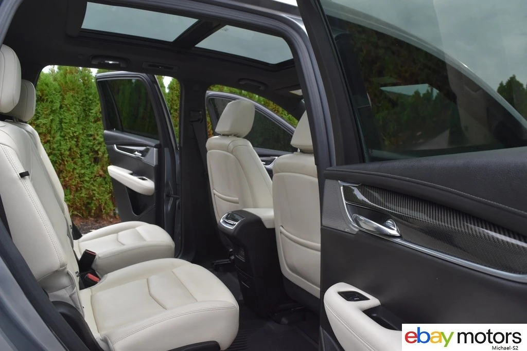 2023 Cadillac XT6 - Image 19 of 24
