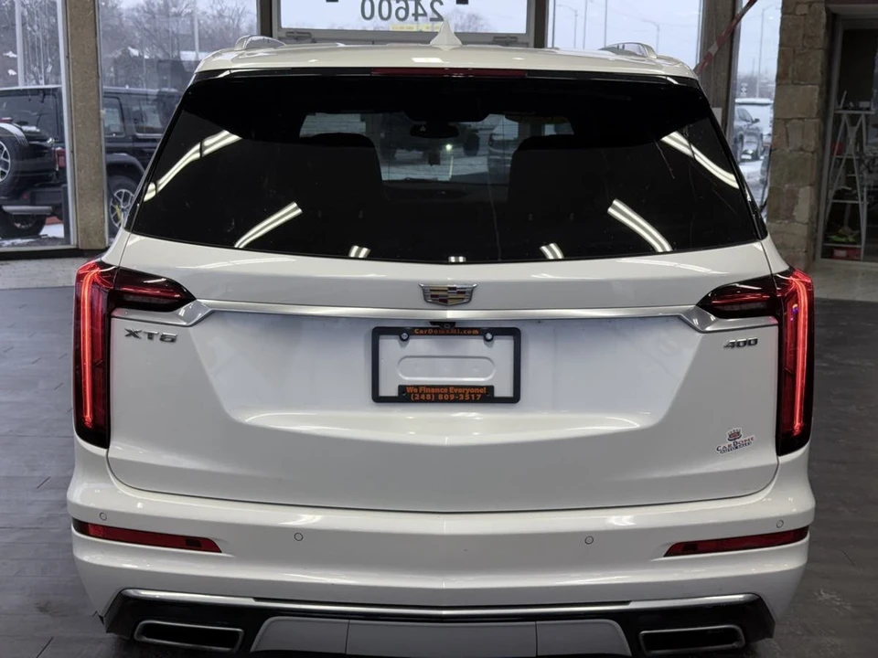 2023 Cadillac XT6 - Image 12 of 12