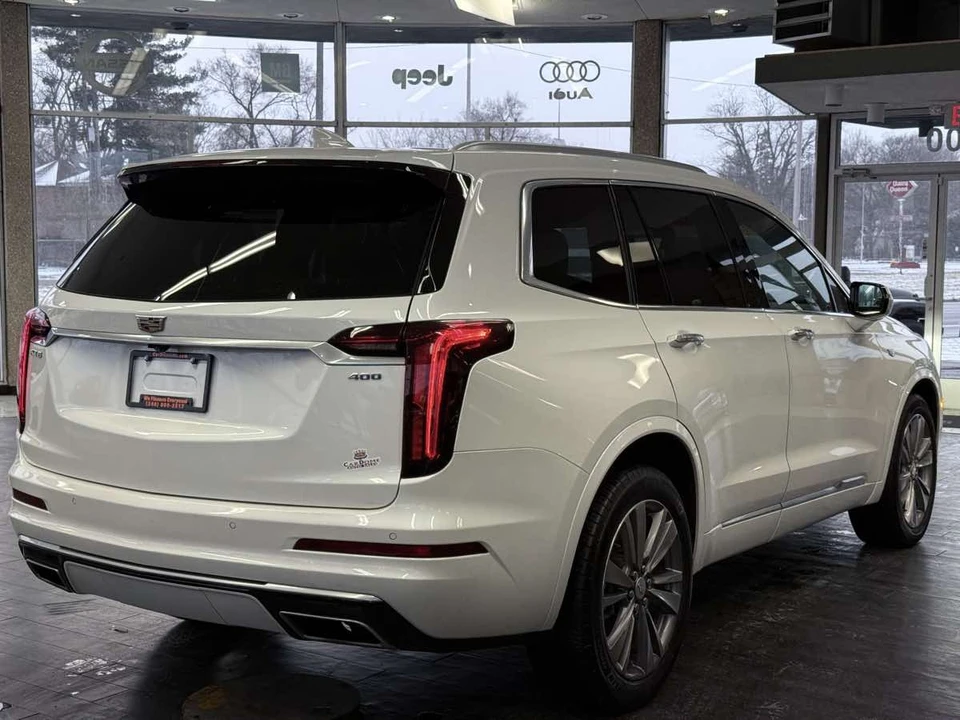 2023 Cadillac XT6 - Image 10 of 21