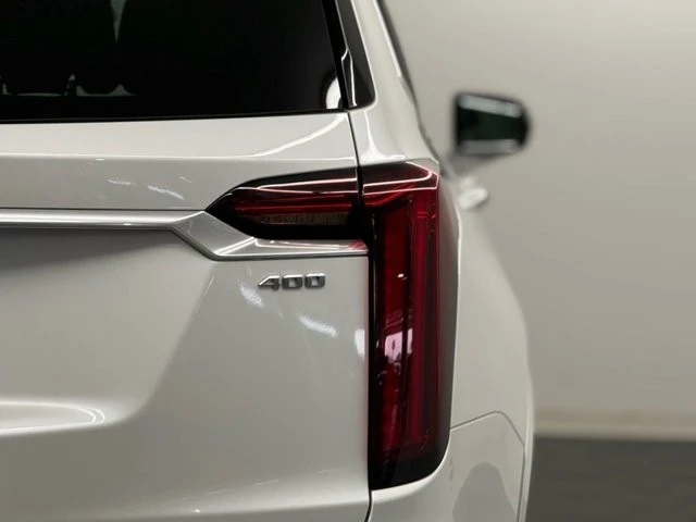 2023 Cadillac XT6 - Image 13 of 21