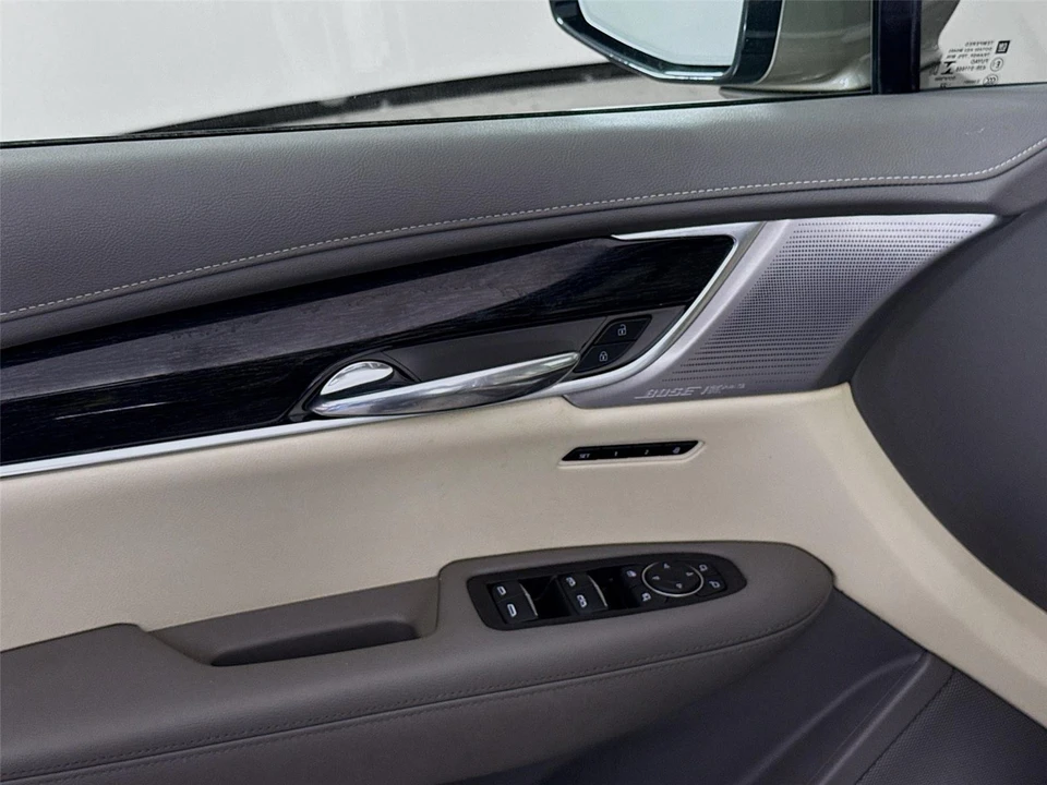 2023 Cadillac XT6 - Image 11 of 15