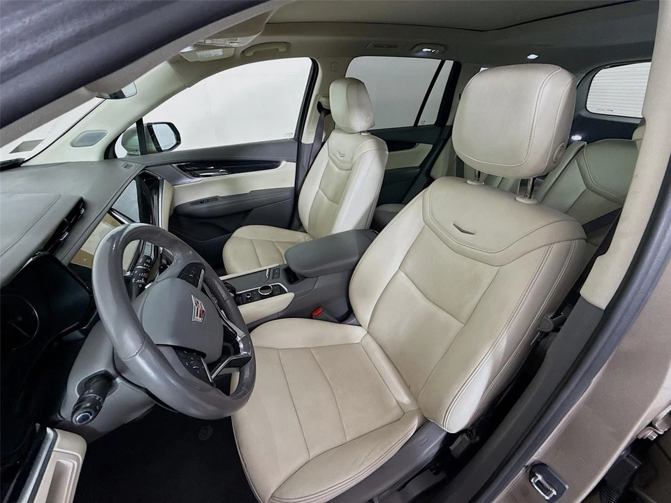 2023 Cadillac XT6 - Image 13 of 15