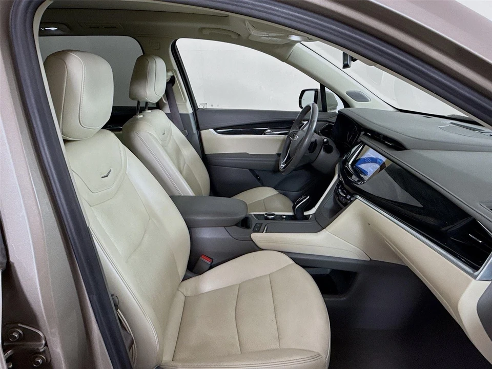 2023 Cadillac XT6 - Image 10 of 15