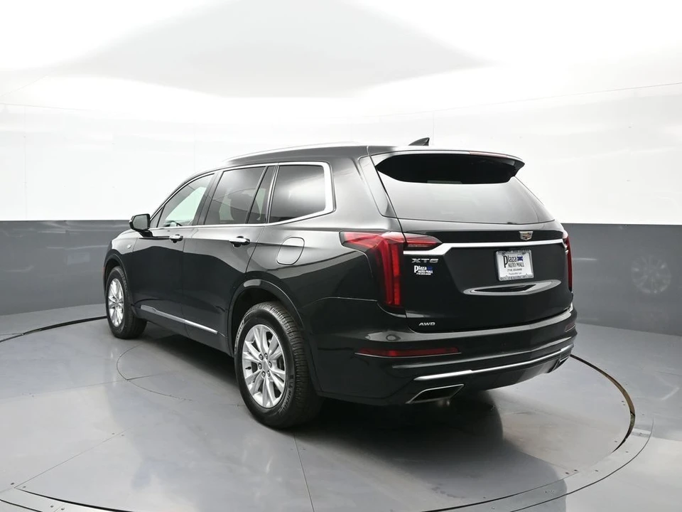 2023 Cadillac XT6 - Image 8 of 21