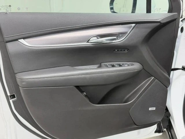 2023 Cadillac XT6 - Image 30 of 31