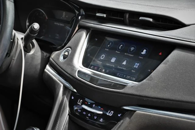 2023 Cadillac XT6 - Image 16 of 21