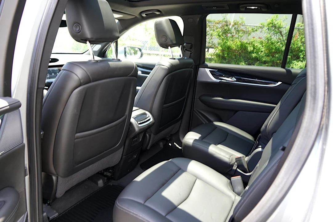 2023 Cadillac XT6 - Image 17 of 29