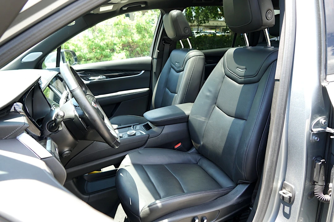 2023 Cadillac XT6 - Image 16 of 29
