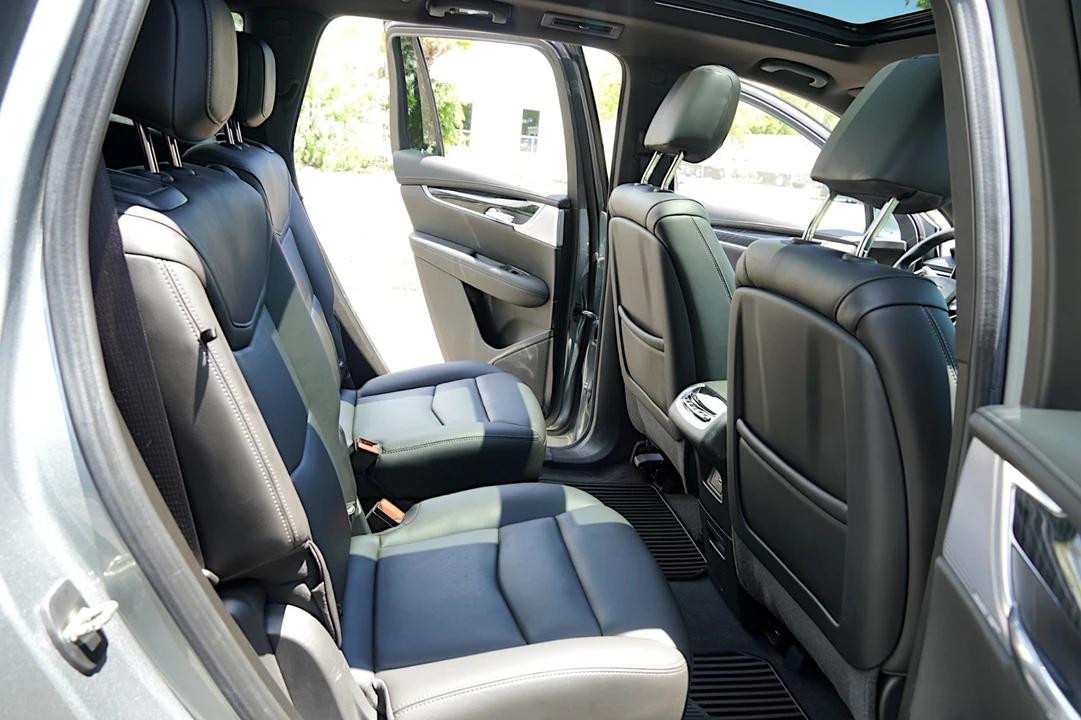 2023 Cadillac XT6 - Image 21 of 29