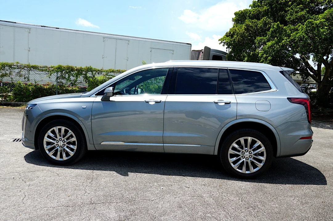 2023 Cadillac XT6 - Image 10 of 29